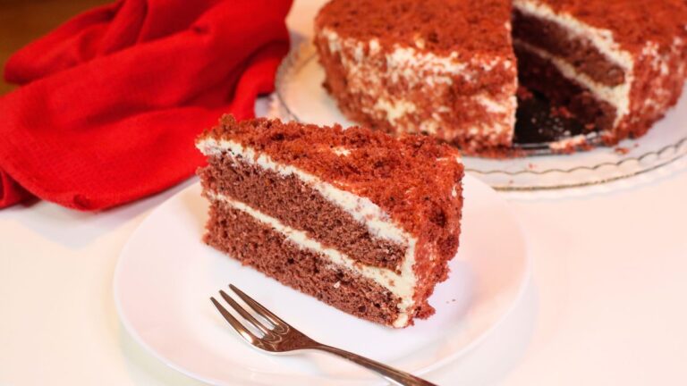 Red Velvet torta [recept koji oduševljava]